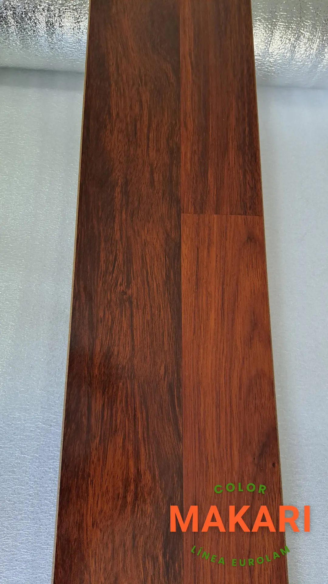 Piso Flotante Brillante MAKARI - Varias SPA