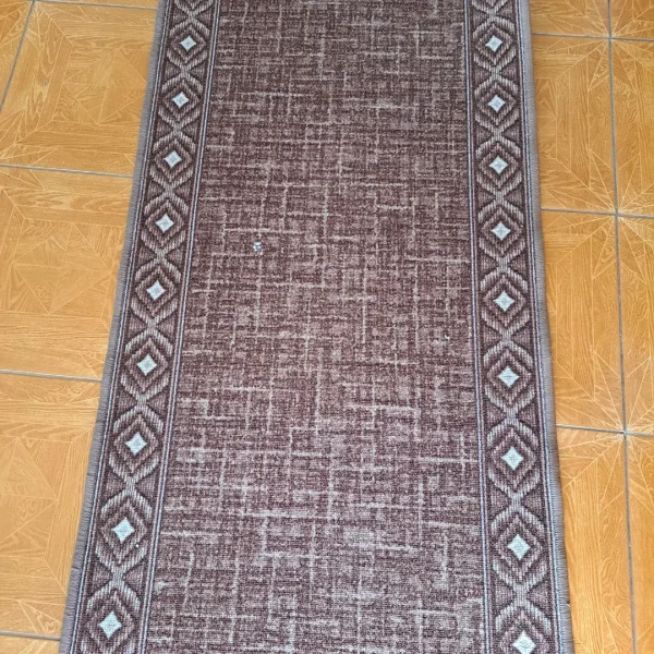 Alfombra Pasillo Sarah Café - En Rollo
